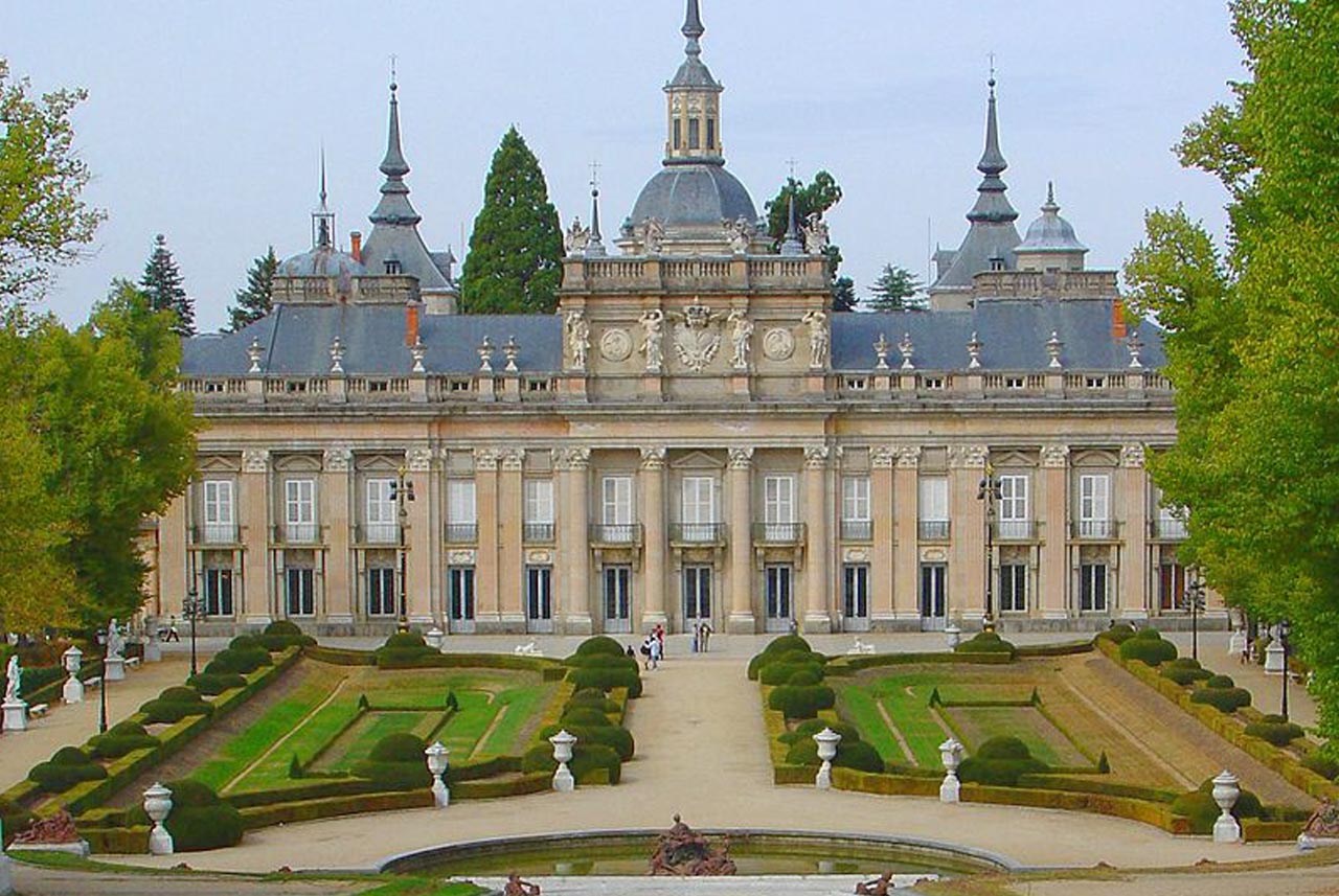 La Granja de San Ildefonso a 45 min